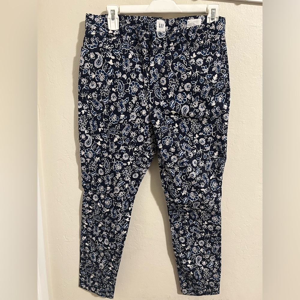 GAP Navy and‎ White Patterned Leggings